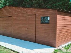 Plechová garáž 12×6 m – Zlatý dub tmavý "ČECHOSLAV"
